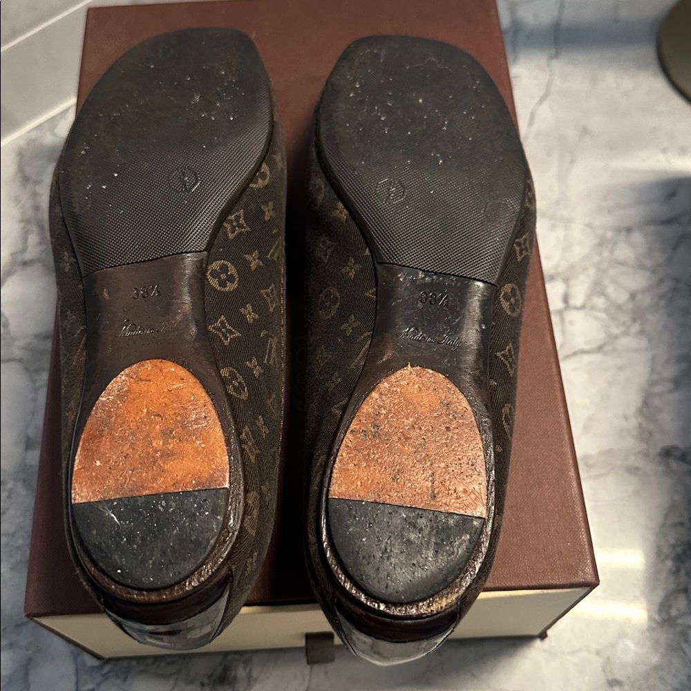 Louis Vuitton Dark Brown Monogram Bow logo Flats Shoes 39.5 or 9 - Picture 5 of 6